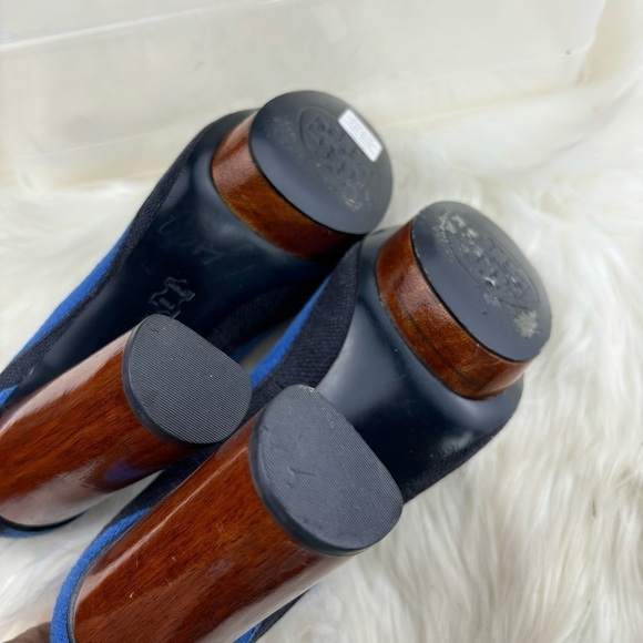 TORY BURCH JOELLE BLUE STRIPE WOOD PLATFORMS PUMPS - Picture 10 of 14